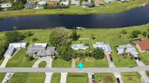 548 SW Aster Road Port St Lucie FL 34953