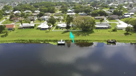 548 SW Aster Road Port St Lucie FL 34953