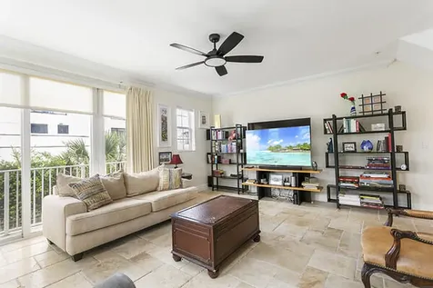 2725 NE 8th Avenue Wilton Manors FL 33334