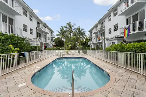 2725 NE 8th Avenue Wilton Manors FL 33334