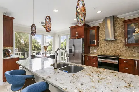 2725 NE 8th Avenue Wilton Manors FL 33334