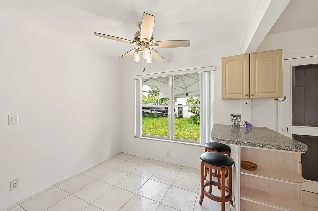 1716 N 25th Avenue Hollywood FL 33020