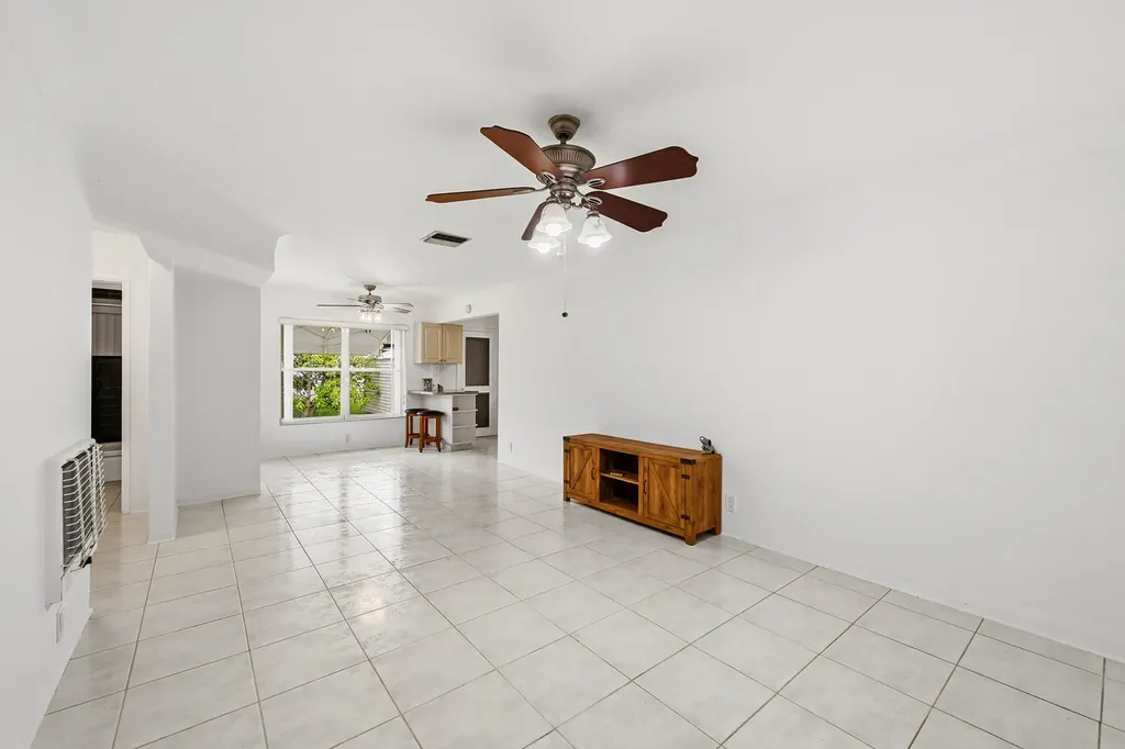 1716 N 25th Avenue Hollywood FL 33020