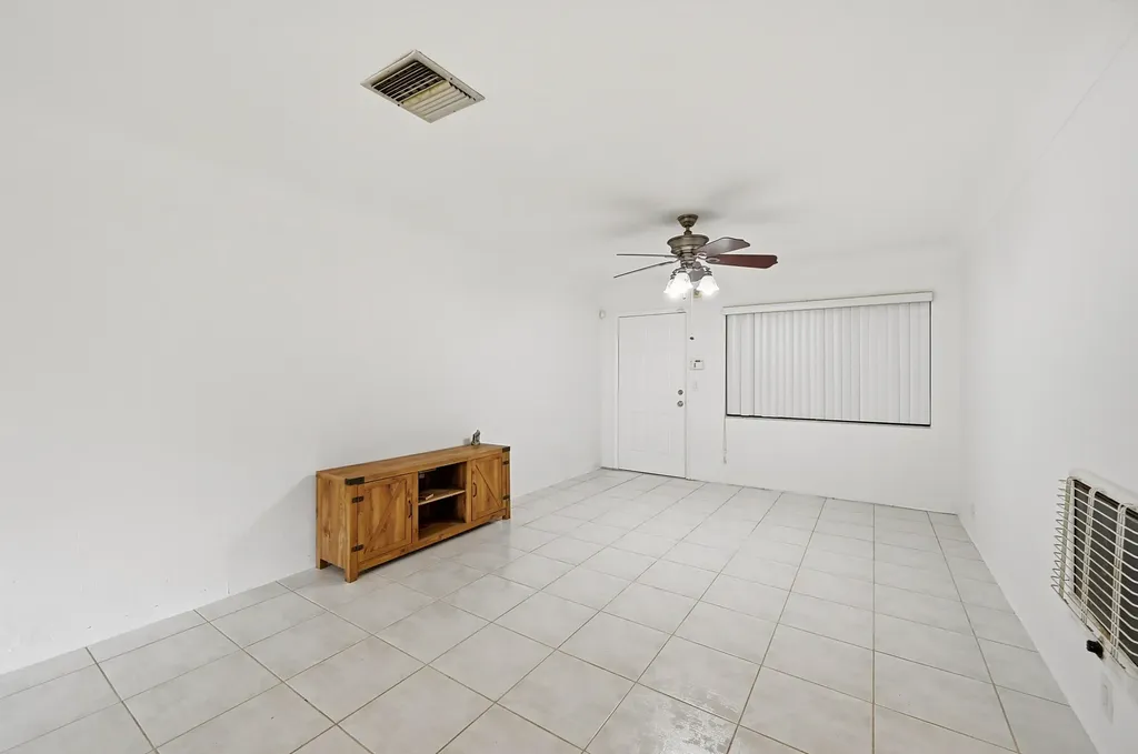 1716 N 25th Avenue Hollywood FL 33020