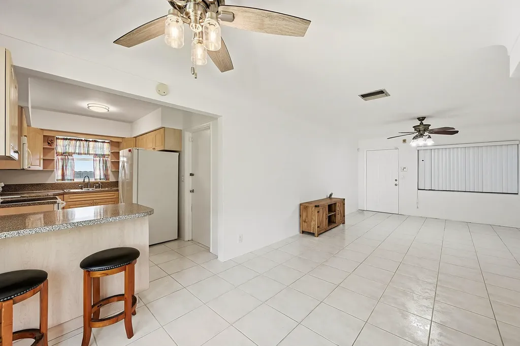 1716 N 25th Avenue Hollywood FL 33020