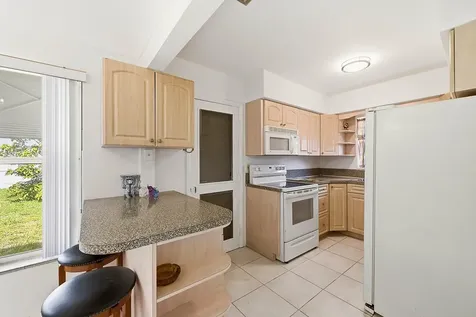 1716 N 25th Avenue Hollywood FL 33020