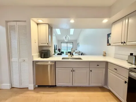 7935 La Mirada Drive Boca Raton FL 33433