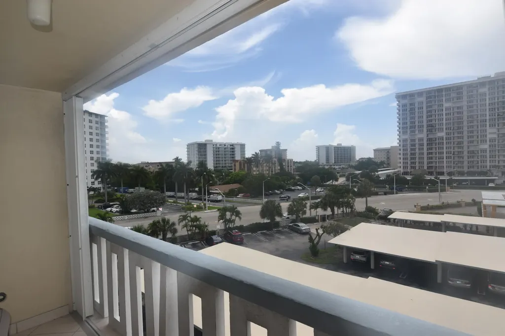 305 N Pompano Beach Boulevard Pompano Beach FL 33062