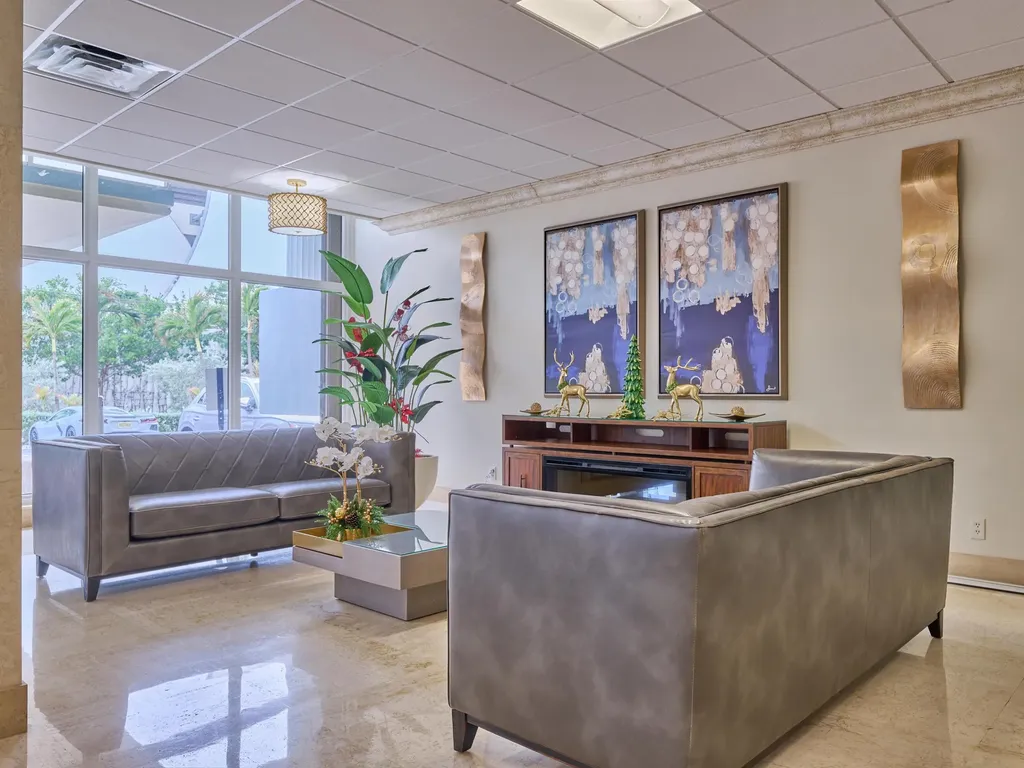 305 N Pompano Beach Boulevard Pompano Beach FL 33062
