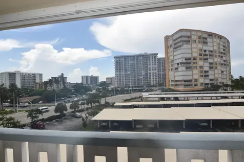 305 N Pompano Beach Boulevard Pompano Beach FL 33062
