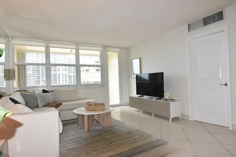 305 N Pompano Beach Boulevard Pompano Beach FL 33062