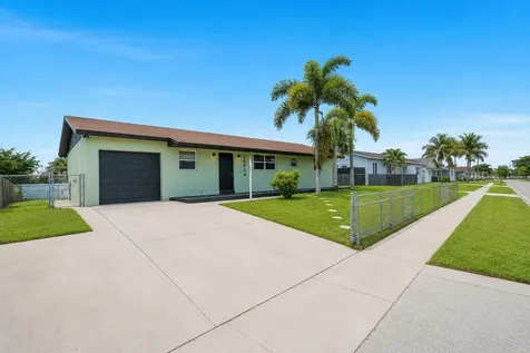 26604 SW 124th Court Homestead FL 33032