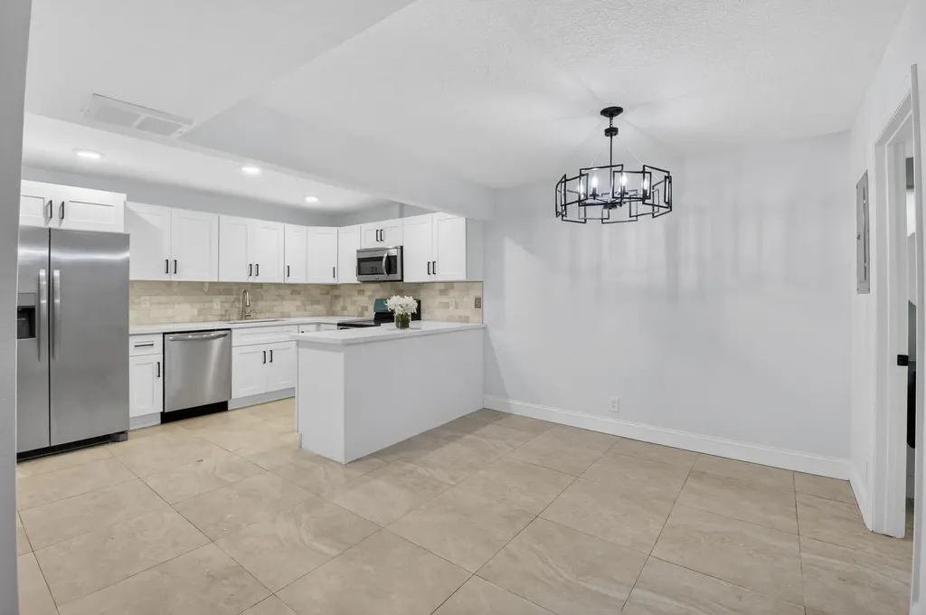 717 NW 29th Avenue Delray Beach FL 33445