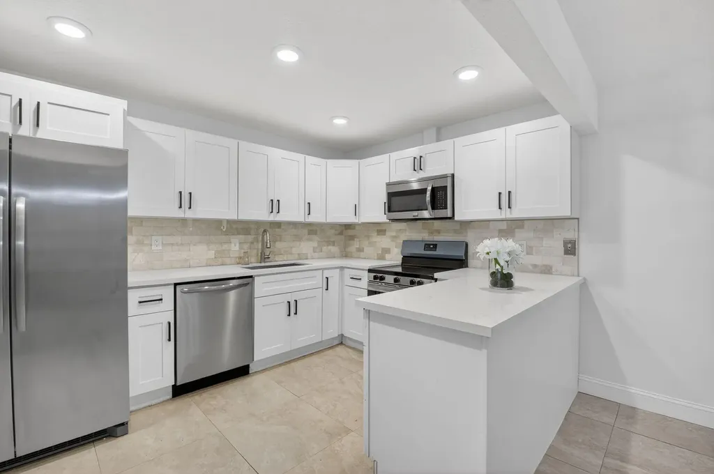 717 NW 29th Avenue Delray Beach FL 33445