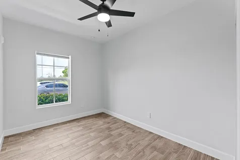 56 W 12th Street Riviera Beach FL 33404