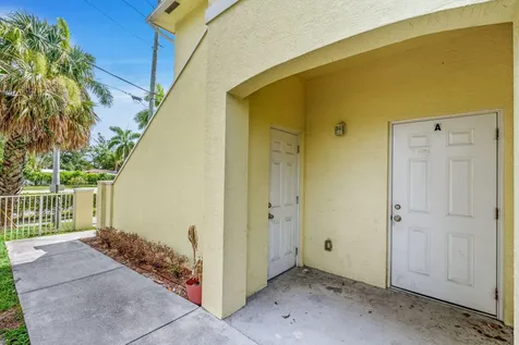 56 W 12th Street Riviera Beach FL 33404