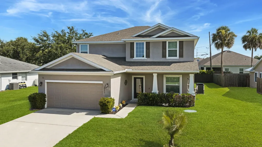 2241 SW Abalon Circle Port St Lucie FL 34953