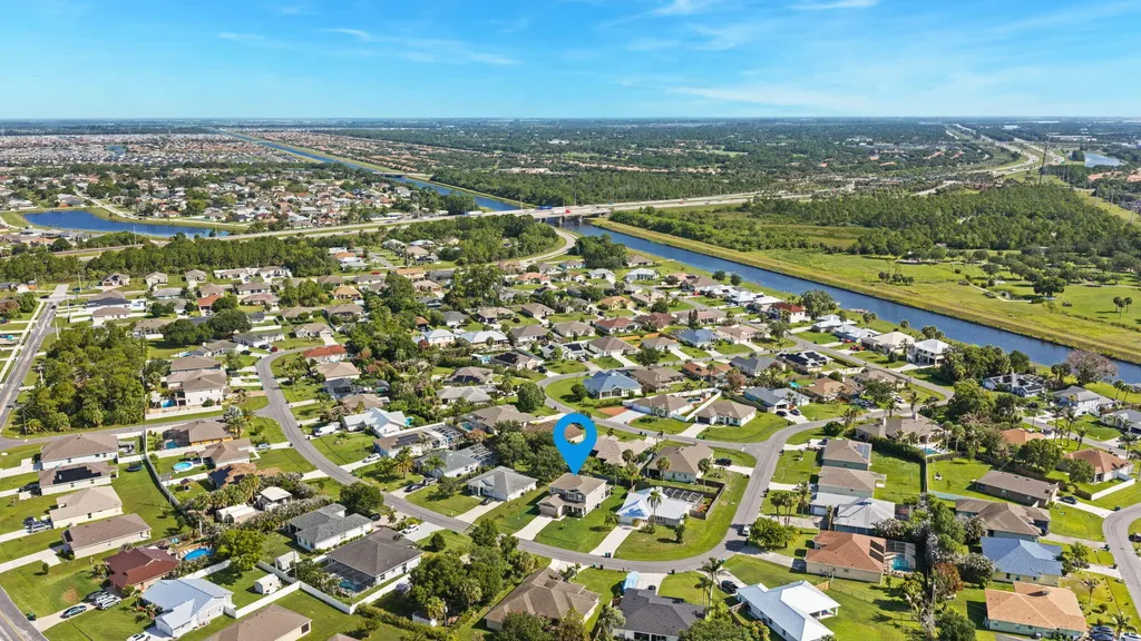 2241 SW Abalon Circle Port St Lucie FL 34953