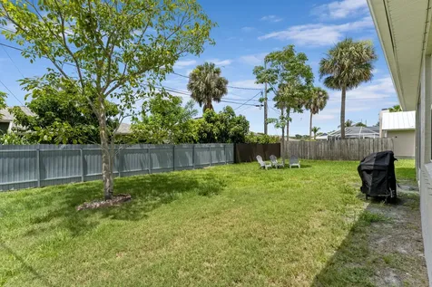 2241 SW Abalon Circle Port St Lucie FL 34953