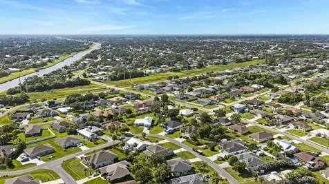 2241 SW Abalon Circle Port St Lucie FL 34953
