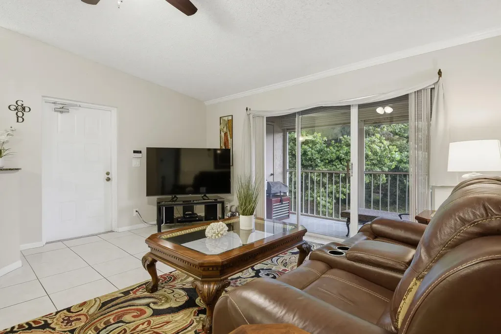 13811 Oneida Drive Delray Beach FL 33446