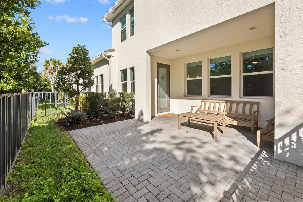 16330 Oakview Drive Westlake FL 33470