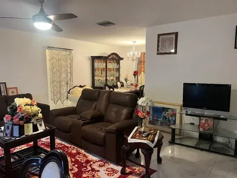 5803 NW 86th Avenue Tamarac FL 33321