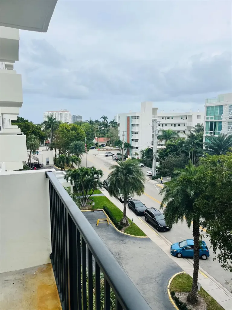 340 Sunset Drive Fort Lauderdale FL 33301