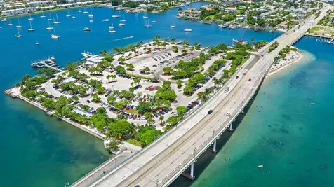 200 E 24th Street Riviera Beach FL 33404