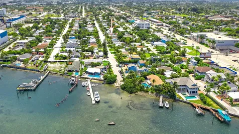 200 E 24th Street Riviera Beach FL 33404