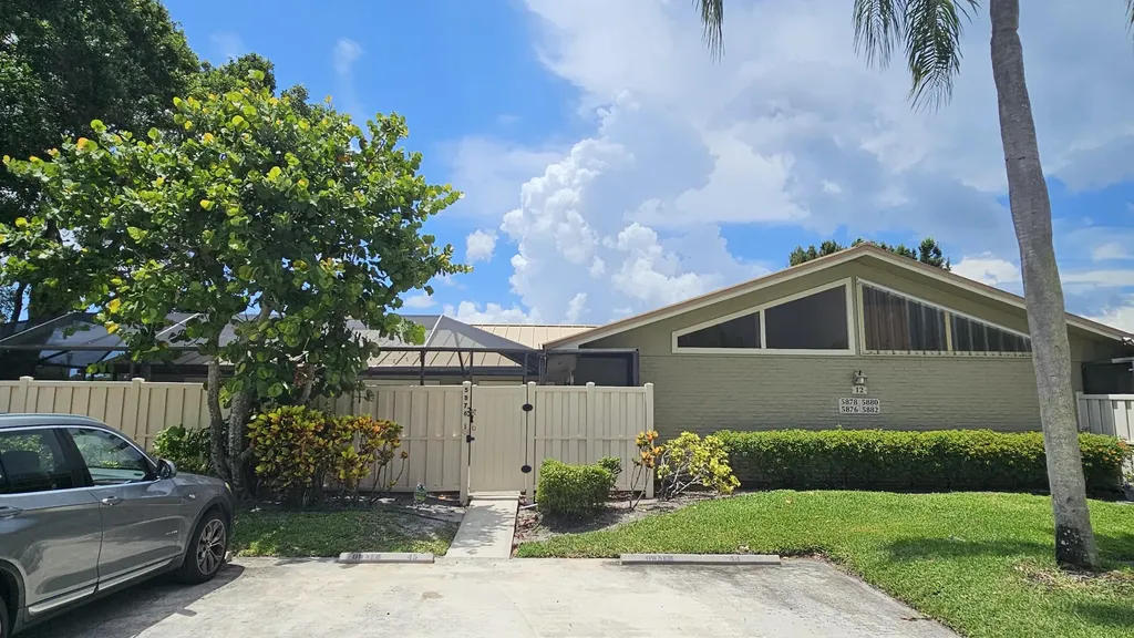 5876 Golden Eagle Circle Palm Beach Gardens FL 33418