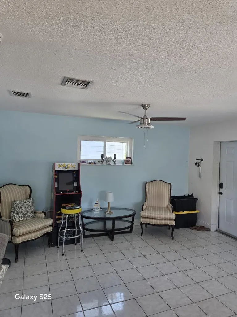 416 N D Street Lake Worth Beach FL 33460