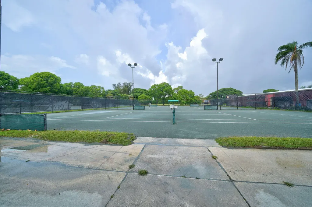 7410 Woodmont Terrace Tamarac FL 33321