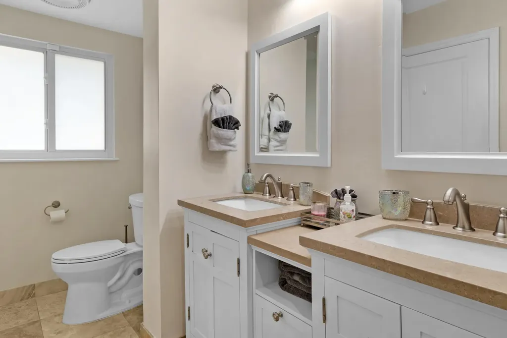 2070 NE 63rd Street Fort Lauderdale FL 33308