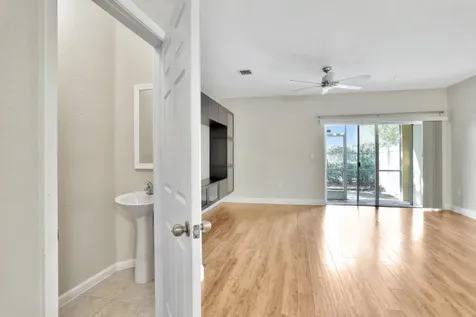 6527 Catalina Lane Tamarac FL 33321