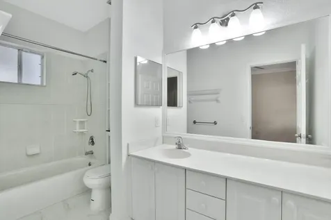 6527 Catalina Lane Tamarac FL 33321