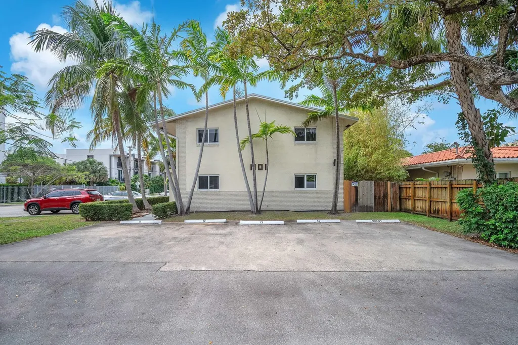 1101 NE 18th Avenue Fort Lauderdale FL 33304