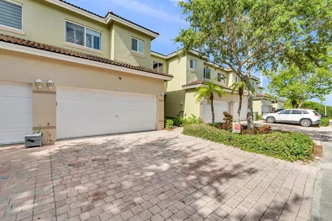 1624 SE 24th Court Homestead FL 33035