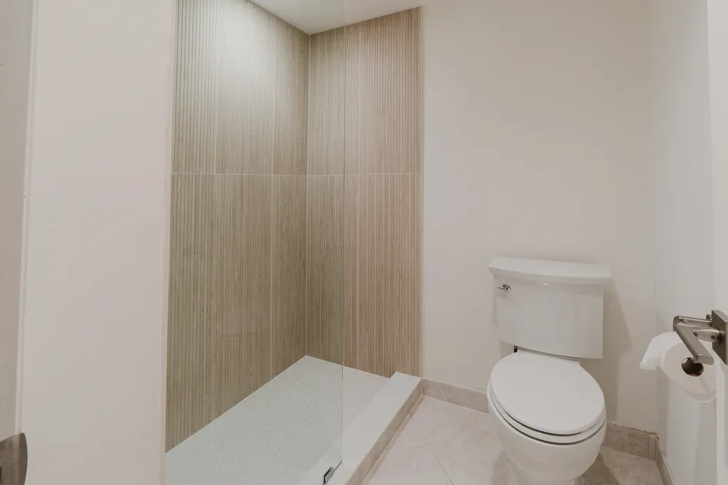 9277 Vista Del Lago Boca Raton FL 33428