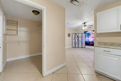 1525 W 17th Street Riviera Beach FL 33404