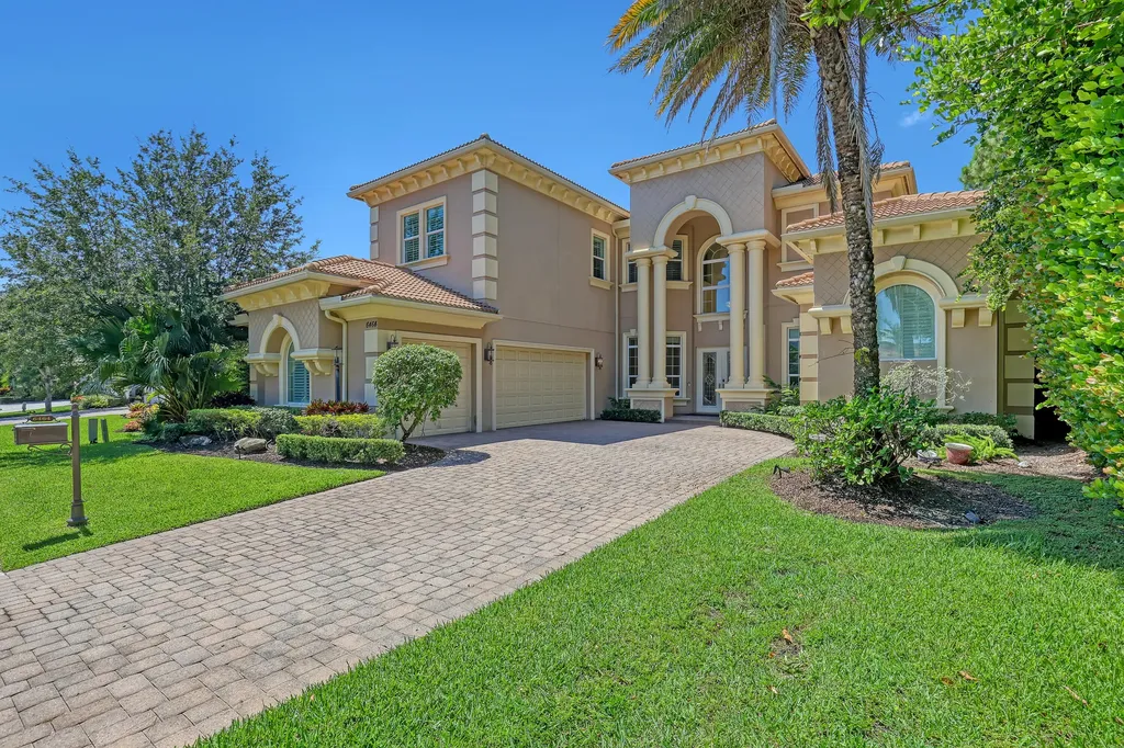 6464 Bellamalfi Street Boca Raton FL 33496