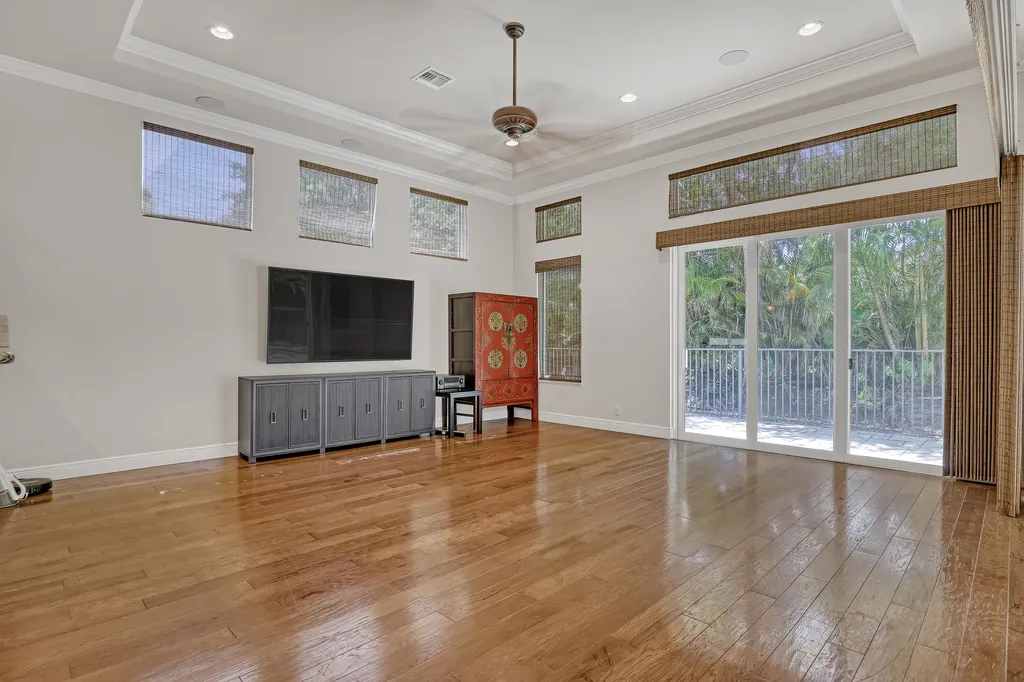 6464 Bellamalfi Street Boca Raton FL 33496