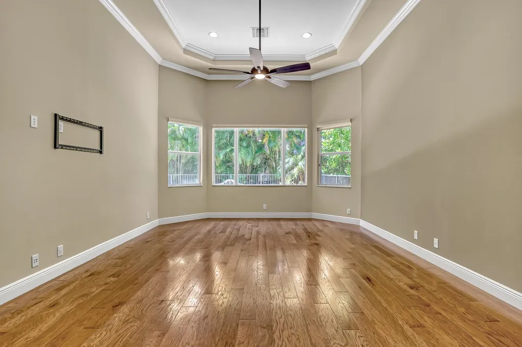 6464 Bellamalfi Street Boca Raton FL 33496