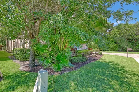 6464 Bellamalfi Street Boca Raton FL 33496
