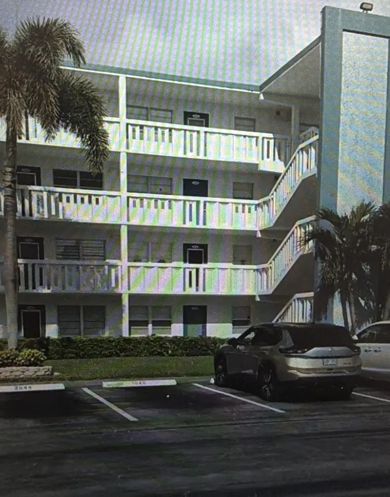 2038 Exeter C Boca Raton FL 33434