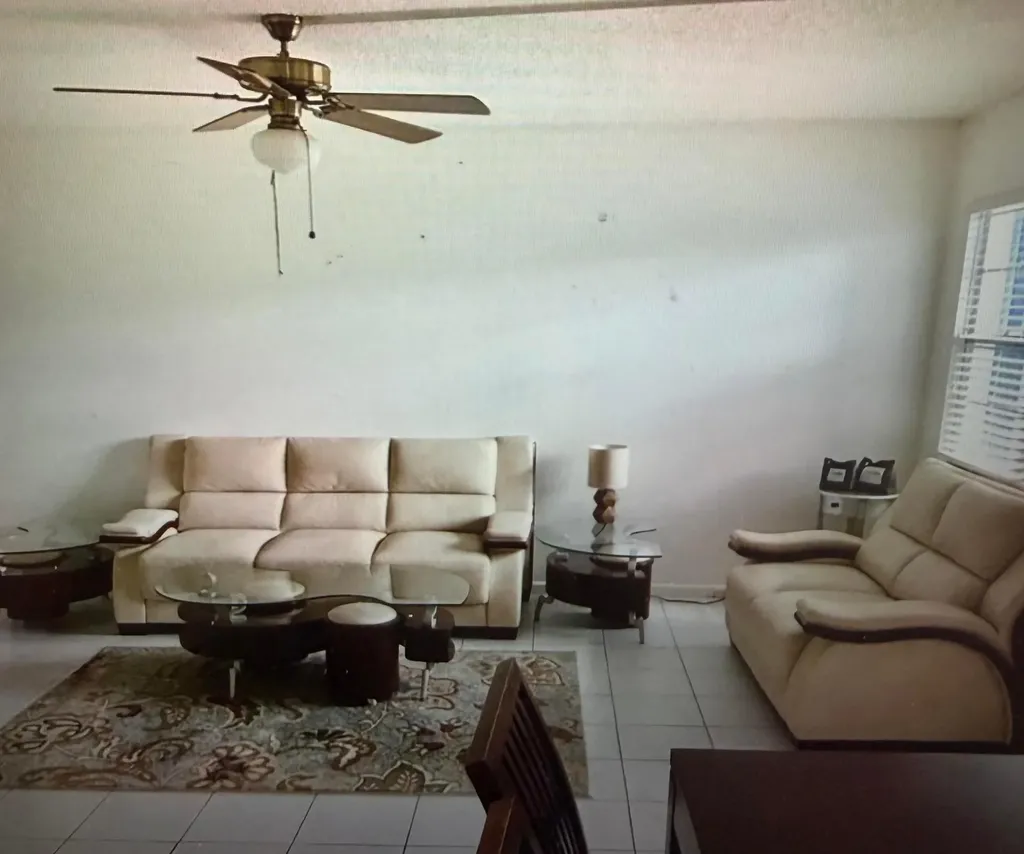 2038 Exeter C Boca Raton FL 33434