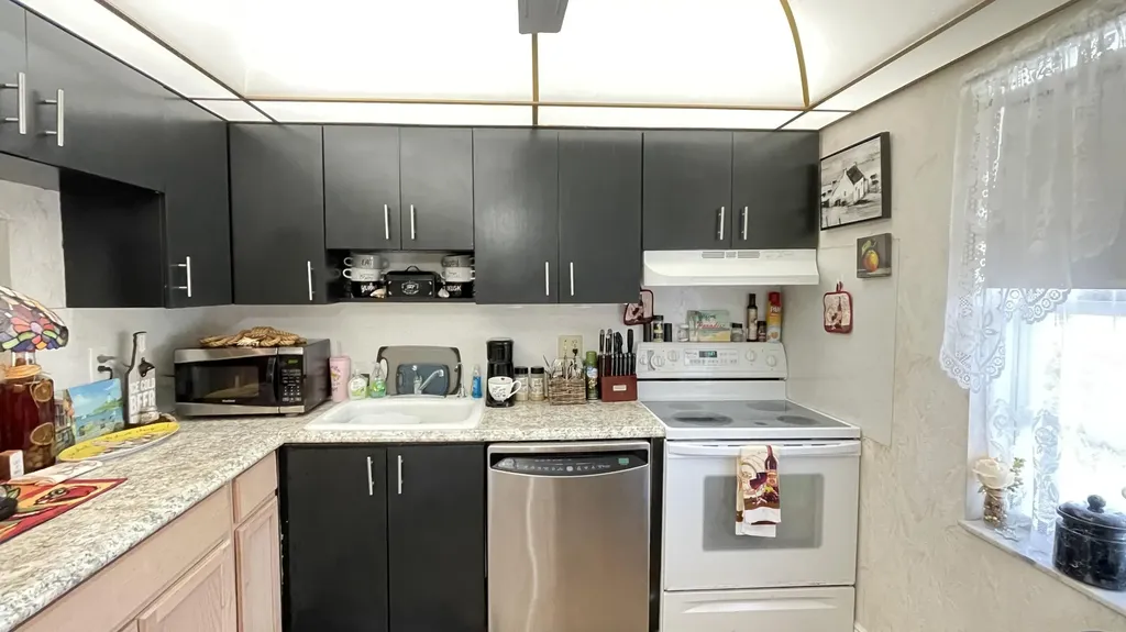 4 Abbey Lane Delray Beach FL 33446
