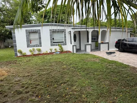 440 Tulip Tree Drive Lake Worth FL 33462