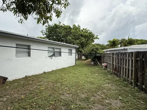 440 Tulip Tree Drive Lake Worth FL 33462