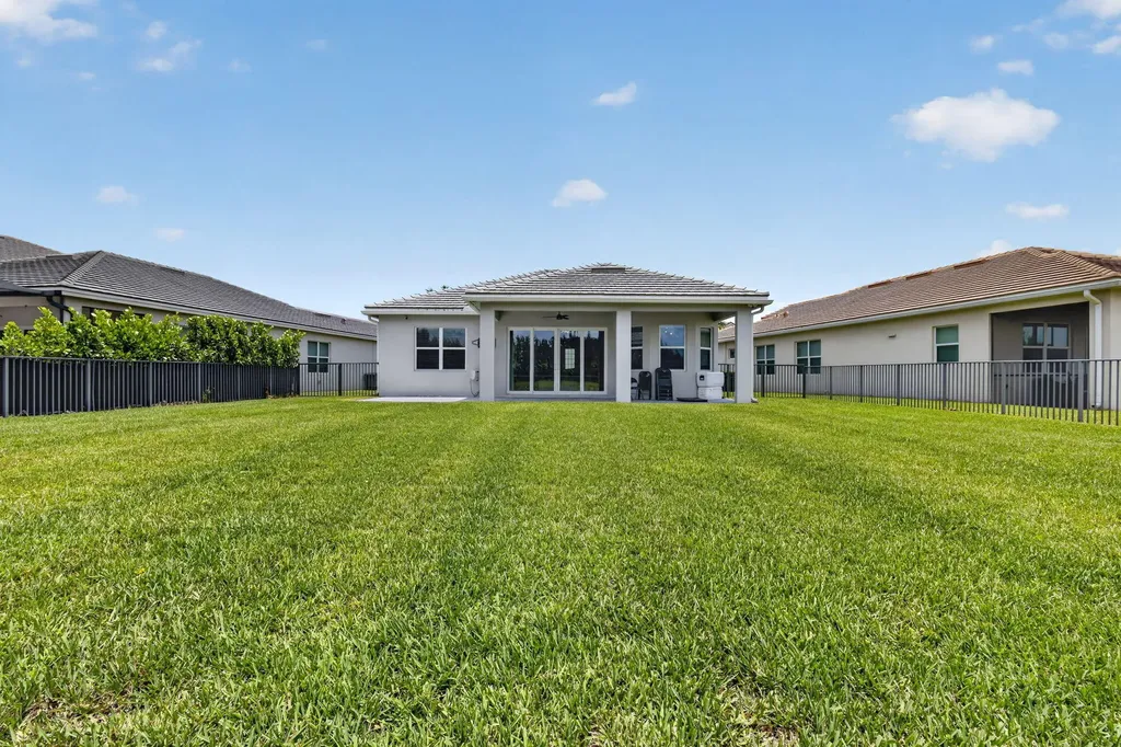 15660 Goldfinch Circle The Acreage FL 33470